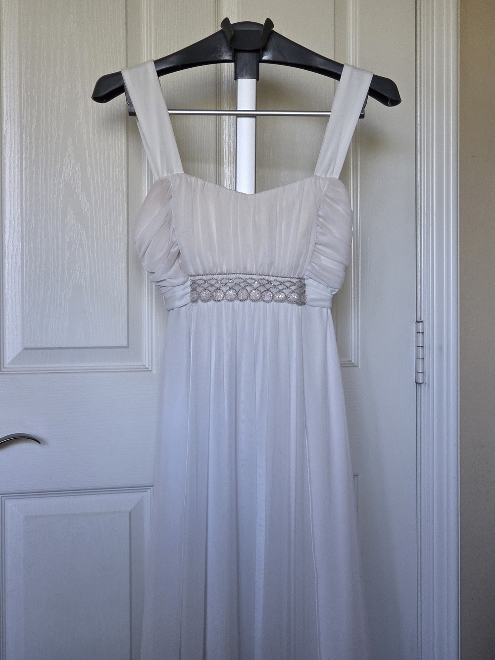 Vintage connected apparel White Chiffon Empire Waist Wedding Gown